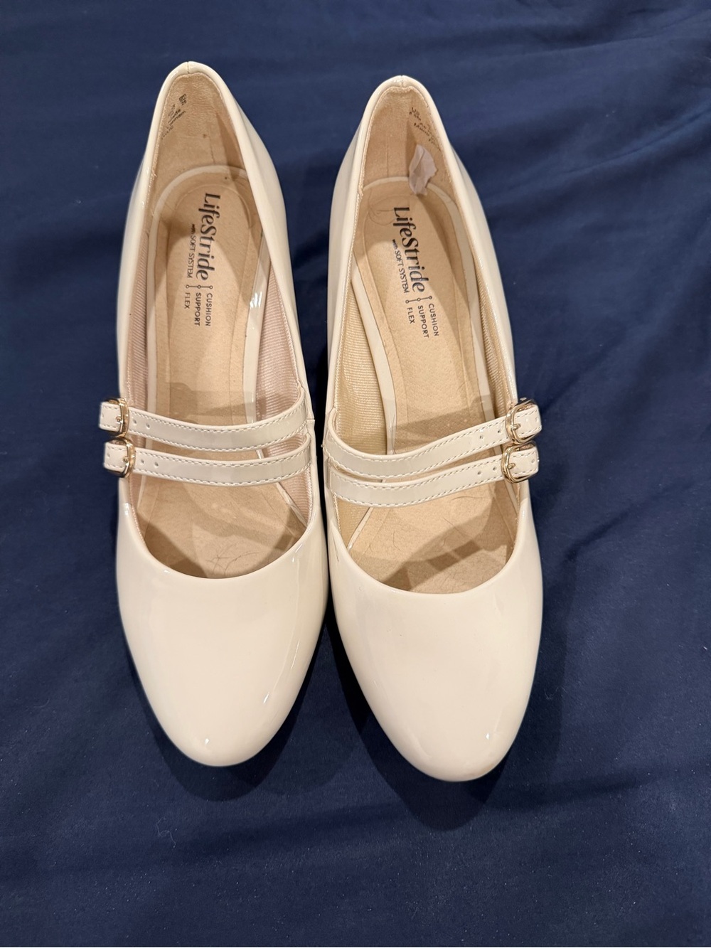 LifeStride Cream Patent Double Strap Mary Jane Pumps Size 8.5